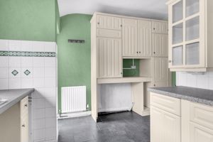 Photo 11- click for photo gallery